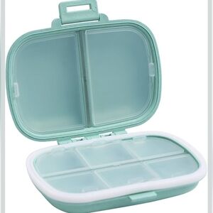 💊 Mint Green Pill Travel Case
